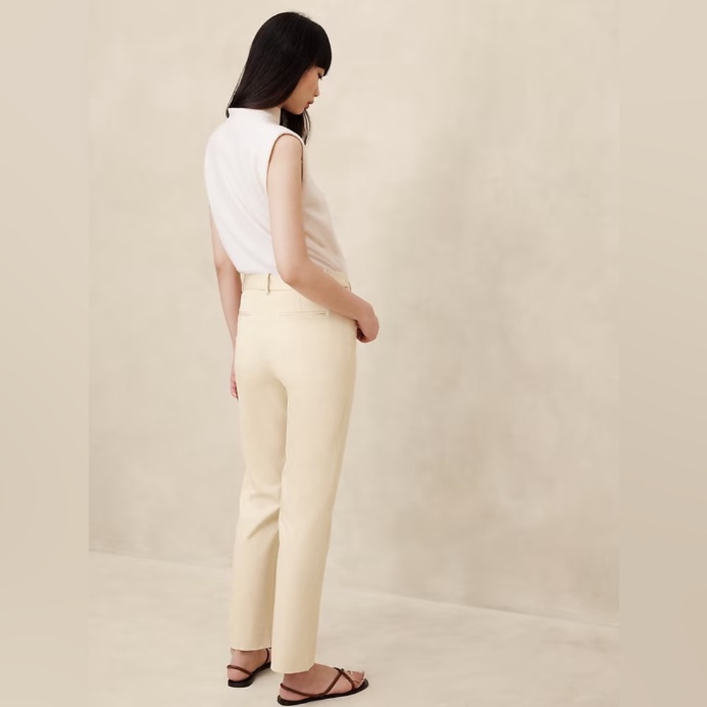 Banana republic Mid rise straight Sloan pant in tan